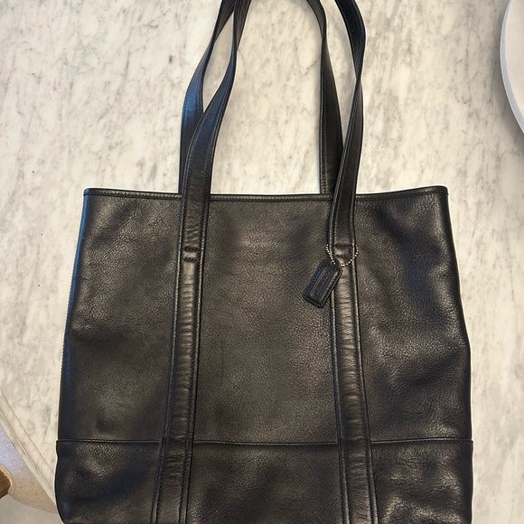 Coach Vintage Black Leather Tote Bag - Picture 12 of 13